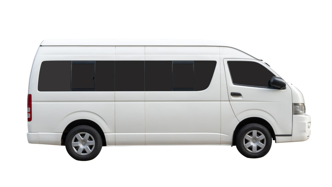 9 Seater Tempo Traveller Services